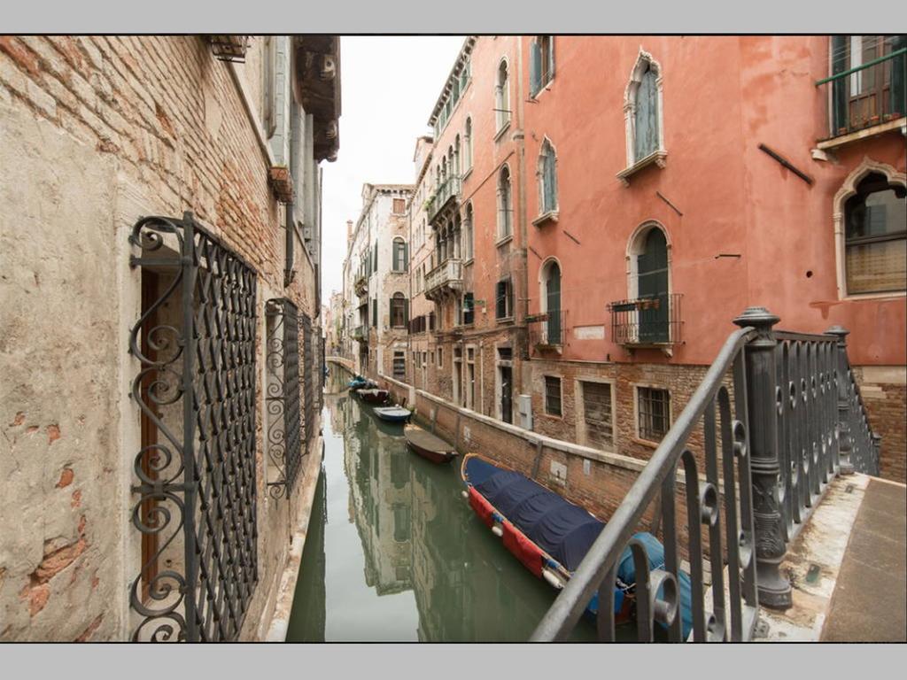 Balcone Sul Canale Venice Ngoại thất bức ảnh